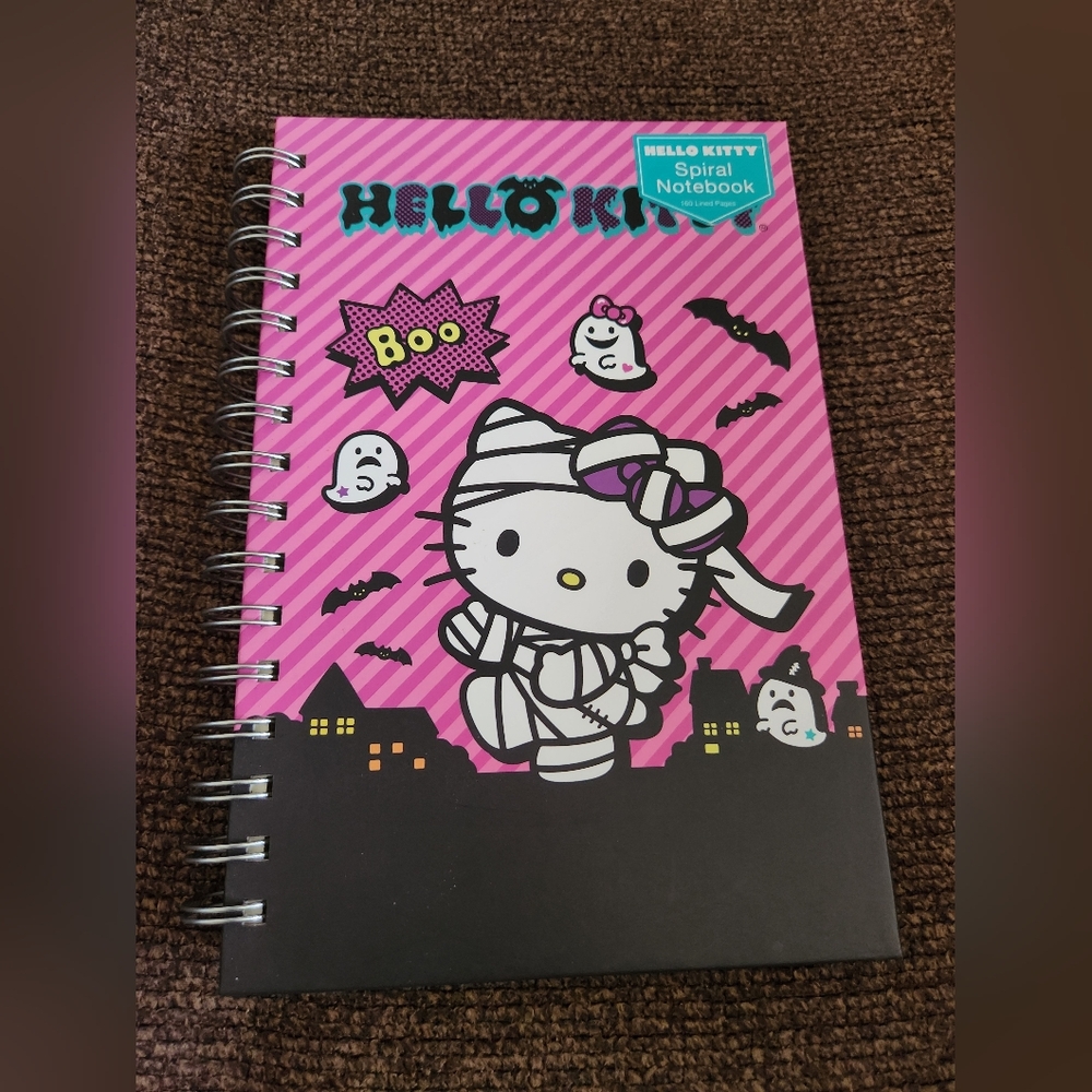 Halloween HELLO KITTY Spiral Notebook New